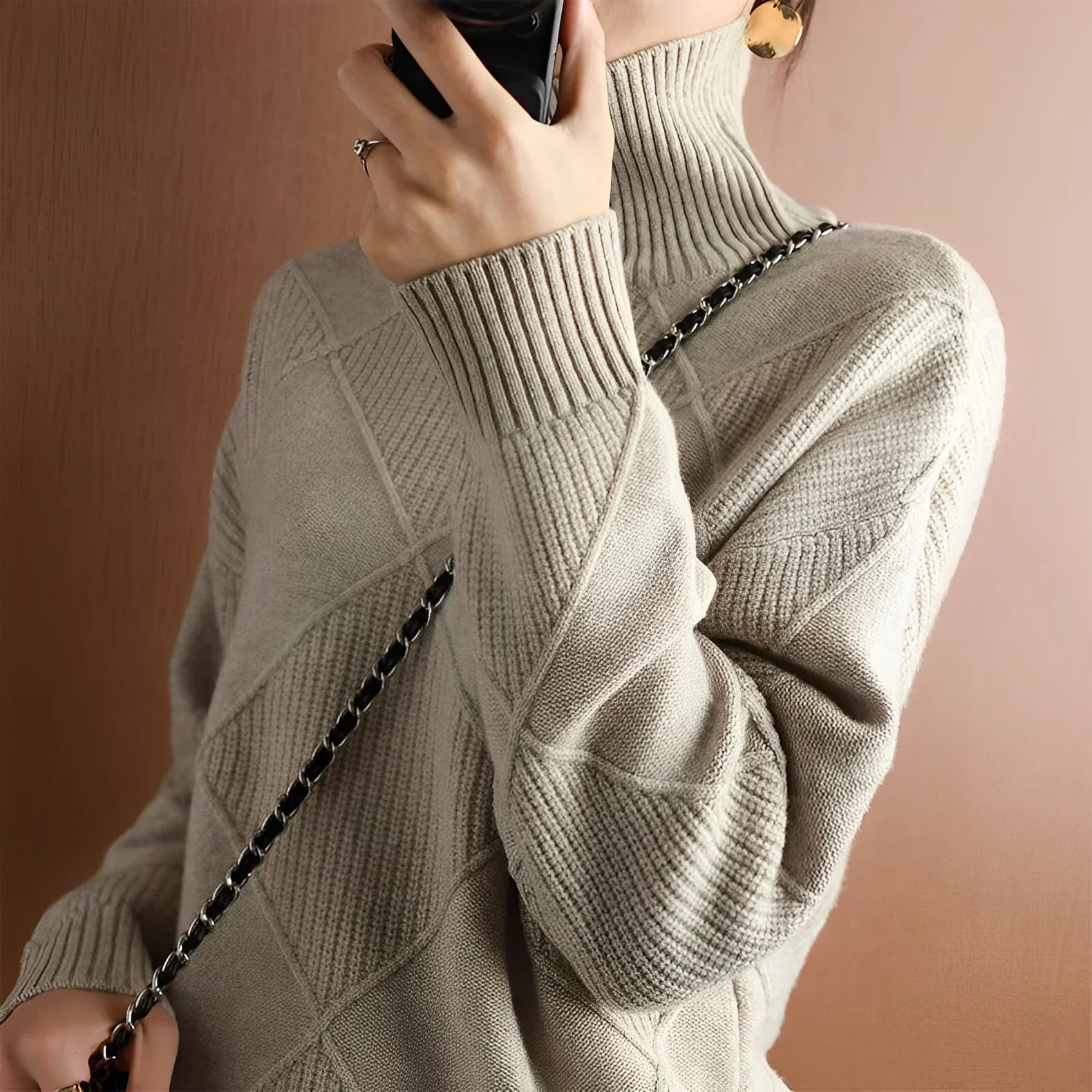 Niobe™ | Structured turtleneck sweater